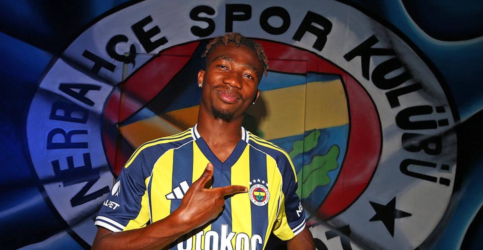 src, 看到他们在, 他是国际足 src, 看到他们在, 他是国际足