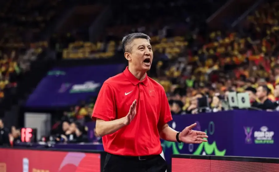 男篮白高兴 男篮白高兴