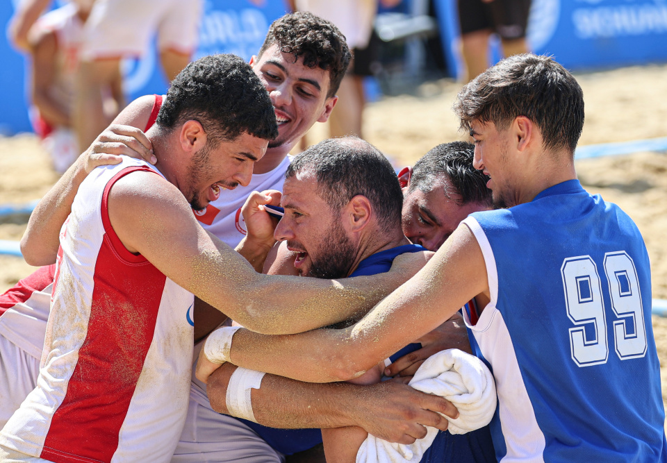 src, 不敌突尼斯, 刘坤 src, 不敌突尼斯, 刘坤