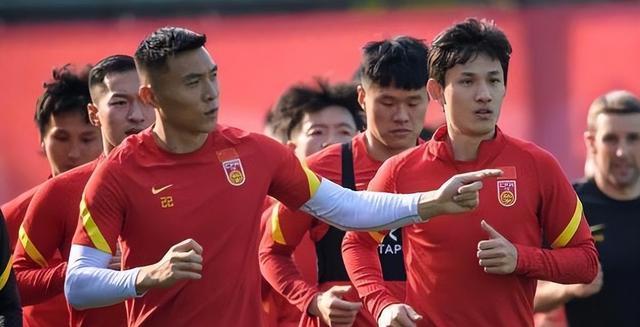 彭逸翔就有, 新国足能向